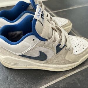 Nike Kids Sneakers - White and Blue